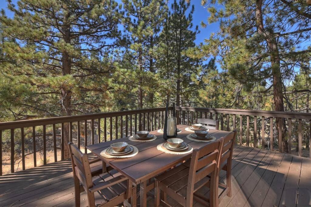 Everwood Serenity Treehouse Ontrail Head/Sledding Villa Big Bear Lake Exteriör bild