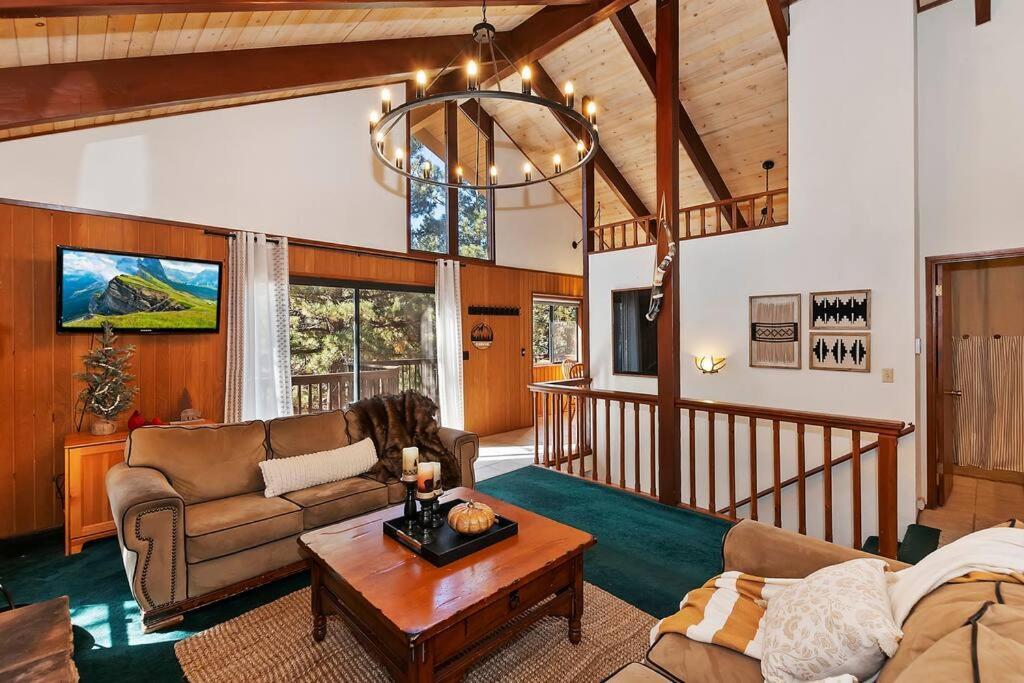 Everwood Serenity Treehouse Ontrail Head/Sledding Villa Big Bear Lake Exteriör bild