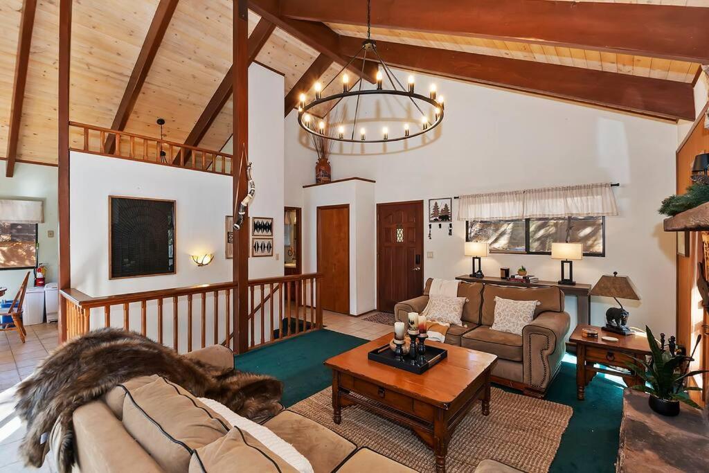 Everwood Serenity Treehouse Ontrail Head/Sledding Villa Big Bear Lake Exteriör bild